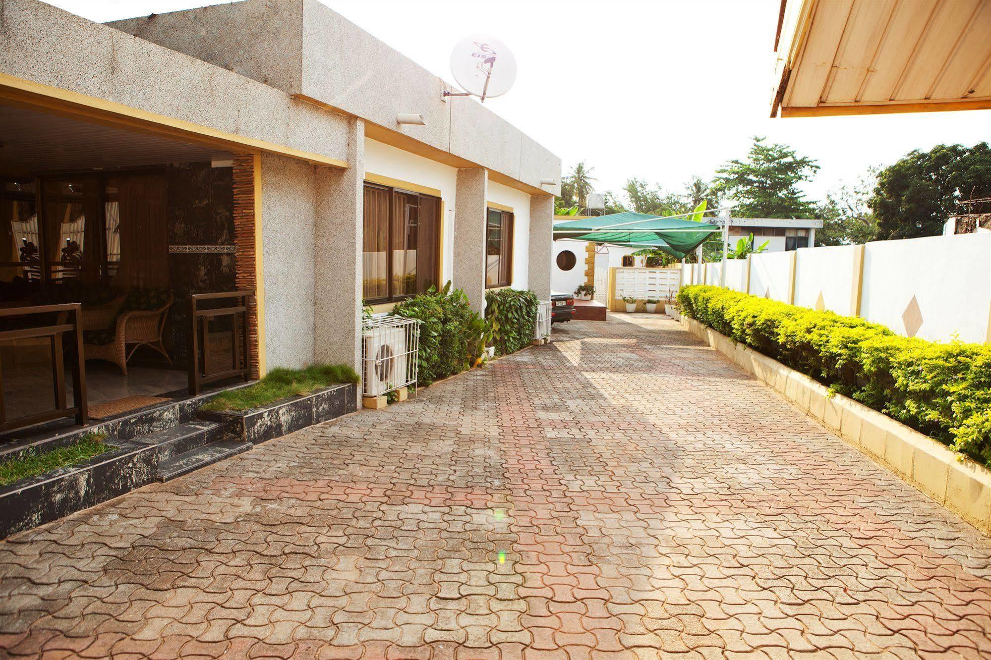 Forte Royale Hotel Acra Exterior foto